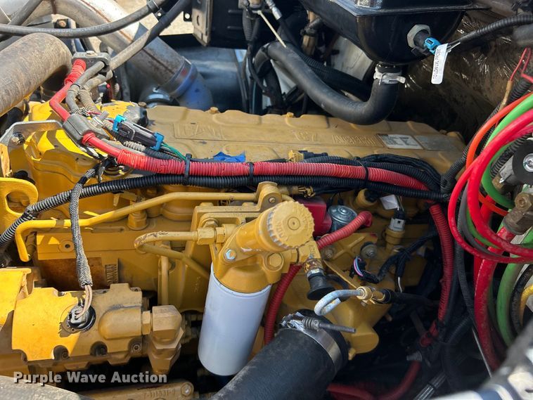 image for item EG0860 2005 Sterling Acterra fuel / lube truck