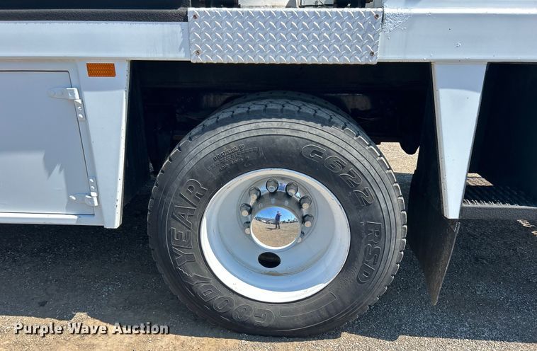 image for item EG0860 2005 Sterling Acterra fuel / lube truck