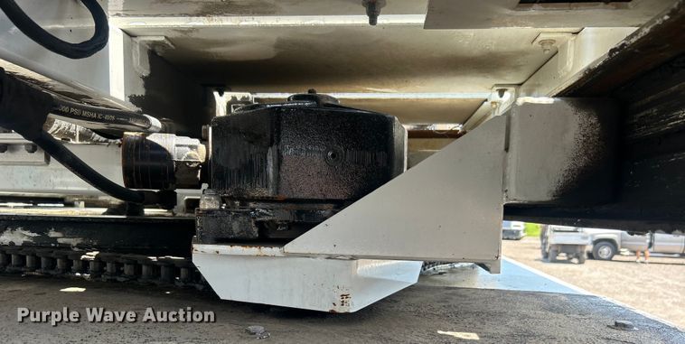 image for item EG0862 2006 International  7400 pressure digger truck