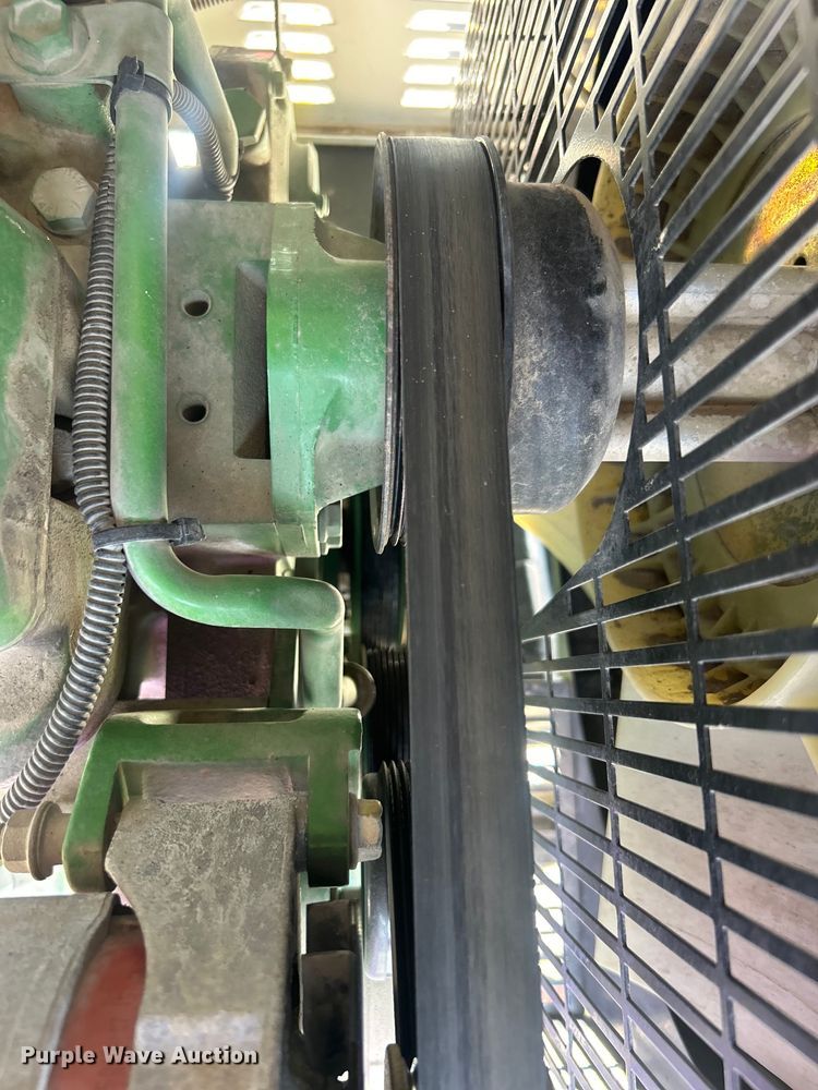 image for item EG0862 2006 International  7400 pressure digger truck