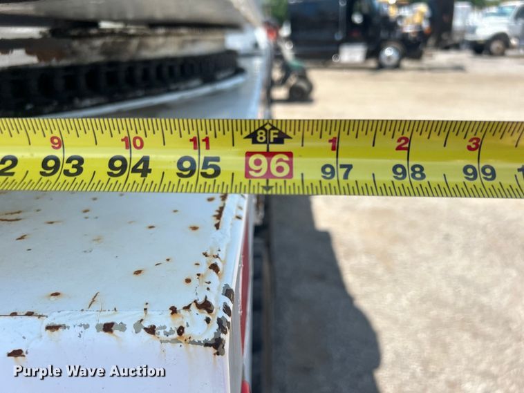 image for item EG0862 2006 International  7400 pressure digger truck