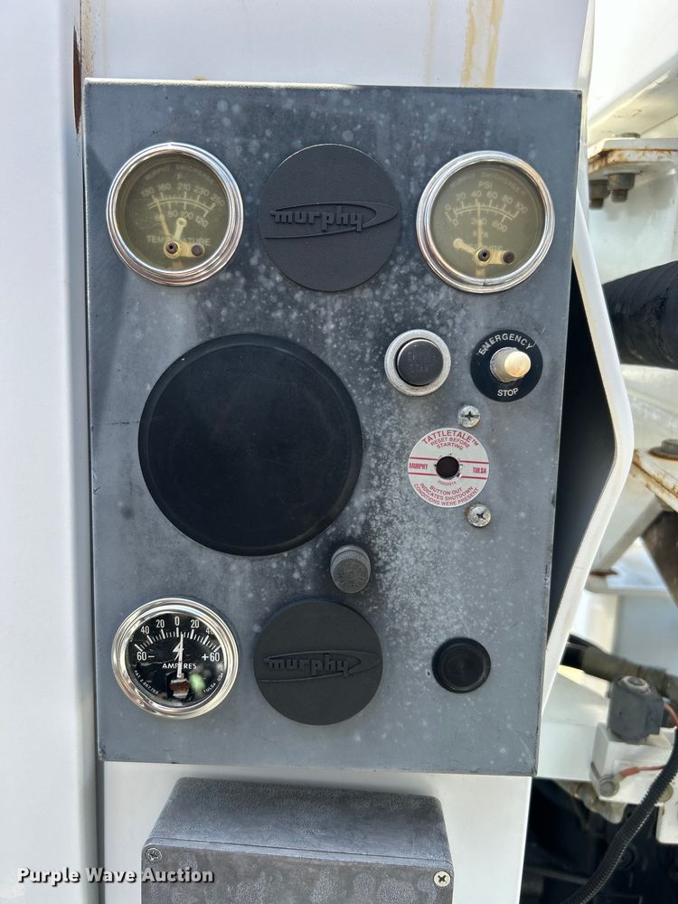 image for item EG0862 2006 International  7400 pressure digger truck