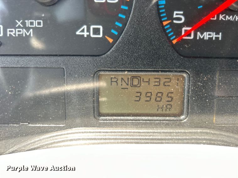 image for item EG0862 2006 International  7400 pressure digger truck