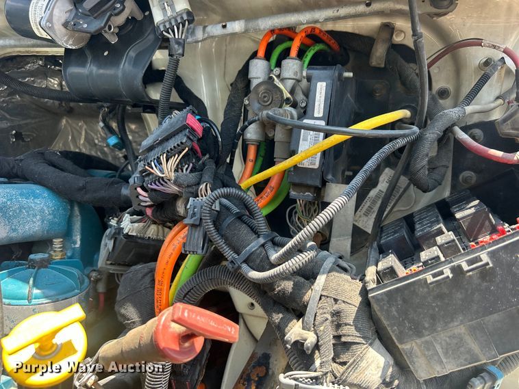 image for item EG0862 2006 International  7400 pressure digger truck