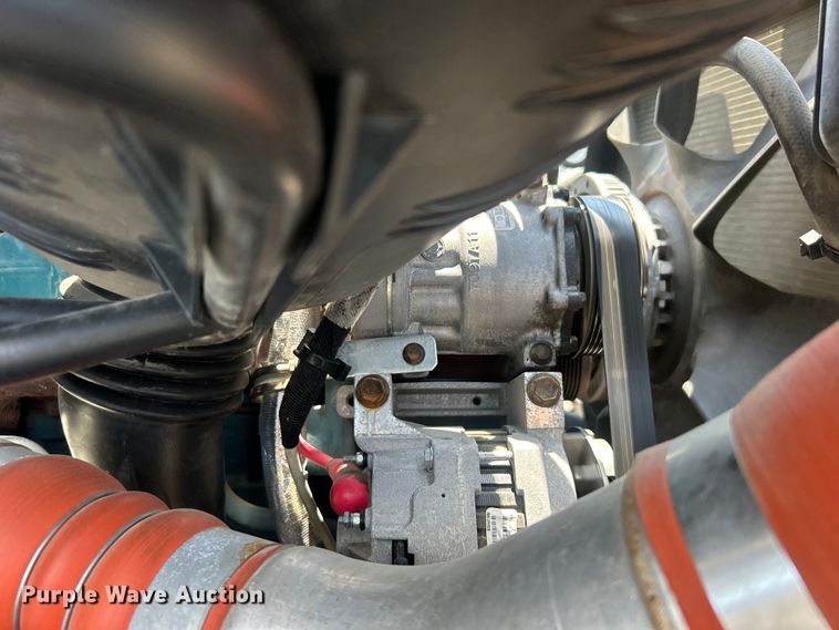 image for item EG0862 2006 International  7400 pressure digger truck