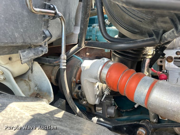 image for item EG0862 2006 International  7400 pressure digger truck