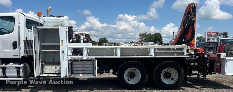 image for item EG0867 2010 Freightliner Business Class M2 crane truck