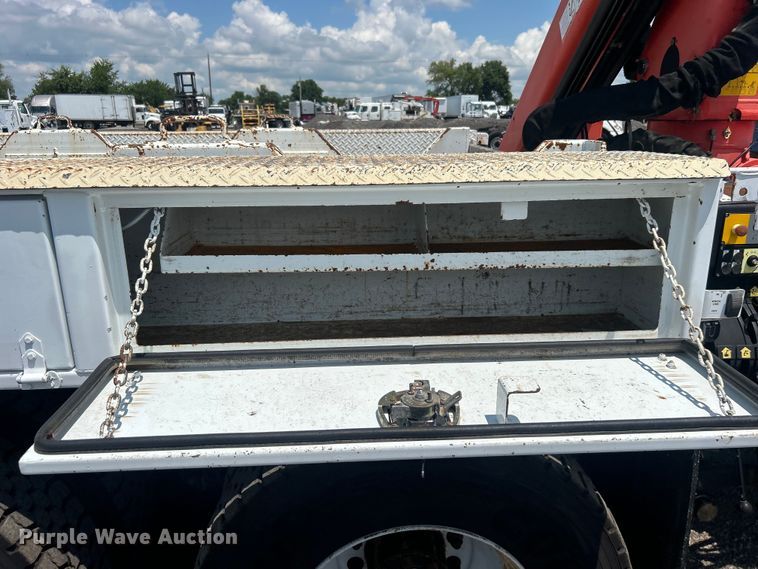 image for item EG0867 2010 Freightliner Business Class M2 crane truck