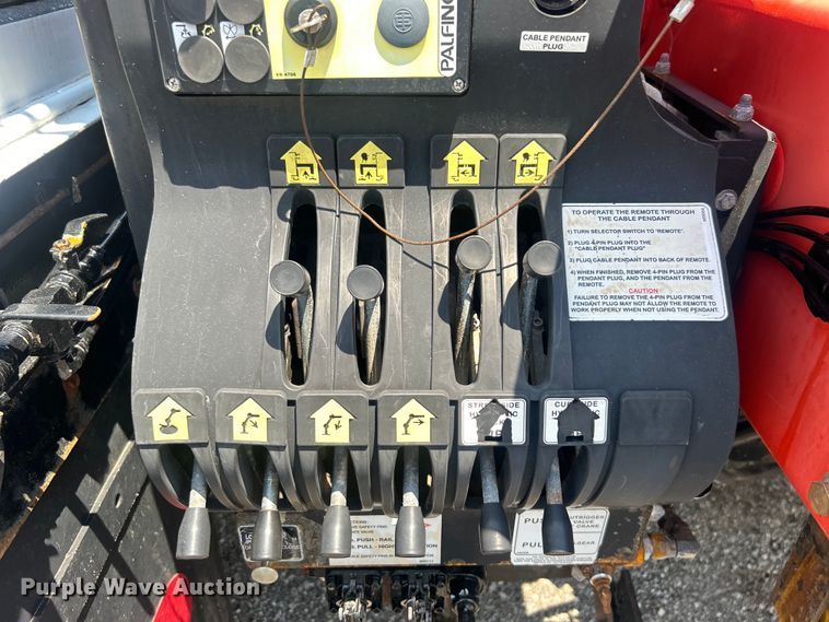 image for item EG0867 2010 Freightliner Business Class M2 crane truck