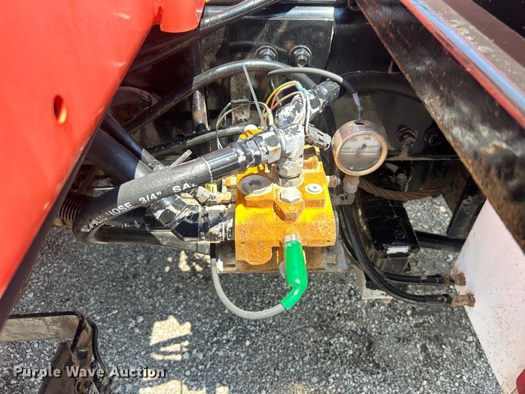 image for item EG0867 2010 Freightliner Business Class M2 crane truck