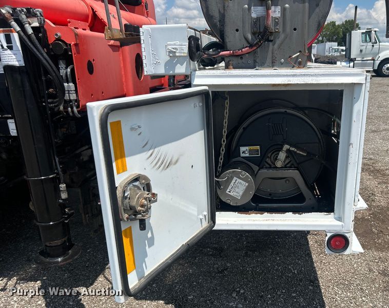 image for item EG0867 2010 Freightliner Business Class M2 crane truck