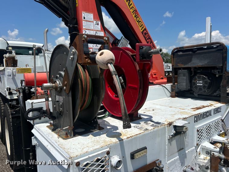 image for item EG0867 2010 Freightliner Business Class M2 crane truck