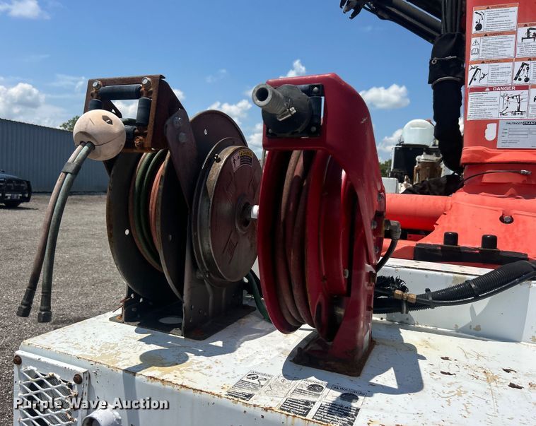 image for item EG0867 2010 Freightliner Business Class M2 crane truck