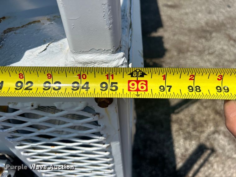 image for item EG0867 2010 Freightliner Business Class M2 crane truck