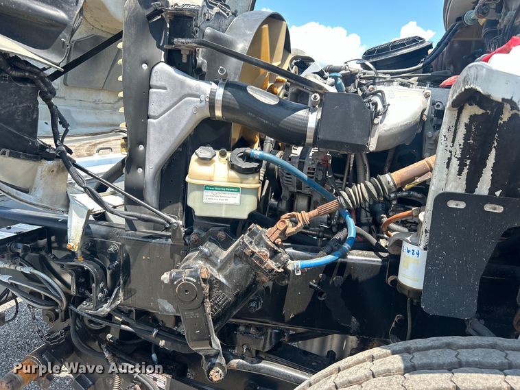 image for item EG0867 2010 Freightliner Business Class M2 crane truck