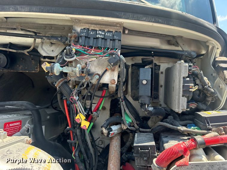 image for item EG0867 2010 Freightliner Business Class M2 crane truck