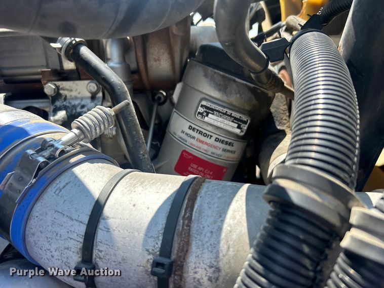 image for item EG0867 2010 Freightliner Business Class M2 crane truck