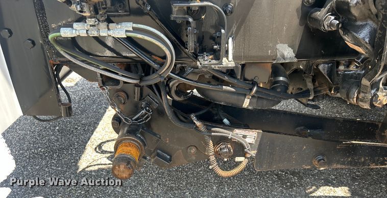 image for item EG0867 2010 Freightliner Business Class M2 crane truck