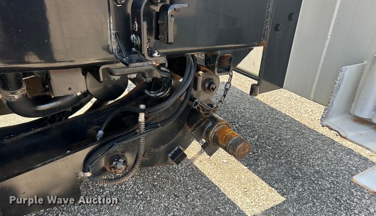 image for item EG0867 2010 Freightliner Business Class M2 crane truck