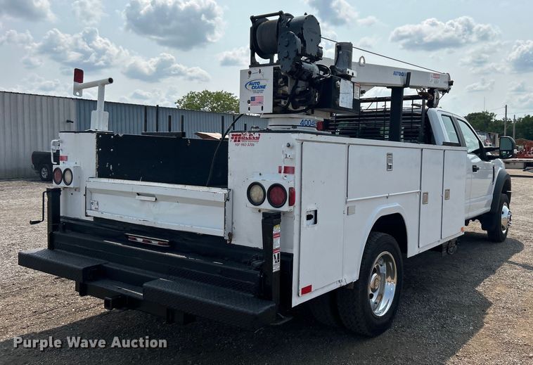 image for item EG0883 2017 Ford F450 Super Duty SuperCab utility / service truck