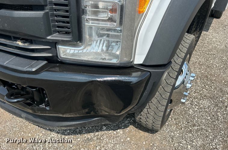 image for item EG0883 2017 Ford F450 Super Duty SuperCab utility / service truck