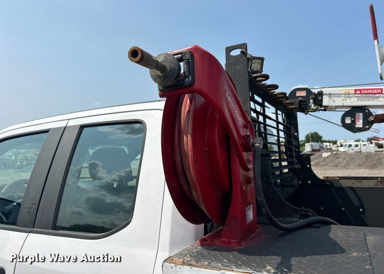 image for item EG0883 2017 Ford F450 Super Duty SuperCab utility / service truck