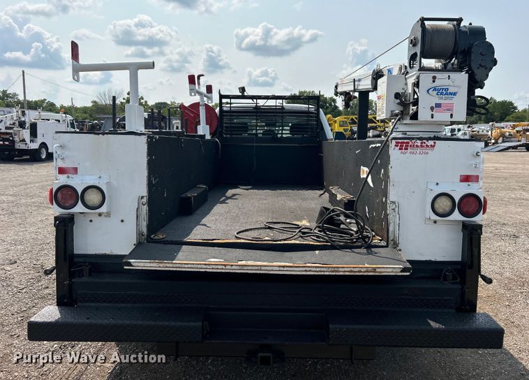 image for item EG0883 2017 Ford F450 Super Duty SuperCab utility / service truck