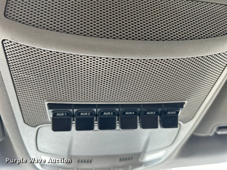 image for item EG0883 2017 Ford F450 Super Duty SuperCab utility / service truck