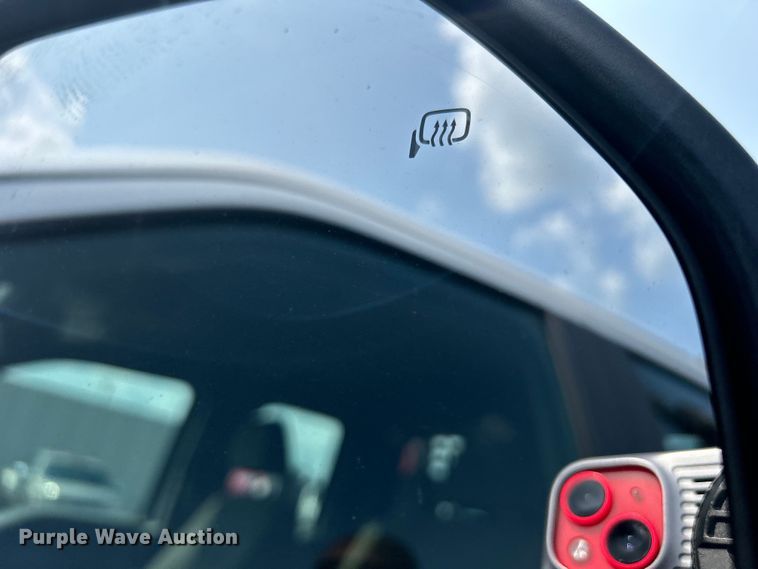 image for item EG0883 2017 Ford F450 Super Duty SuperCab utility / service truck