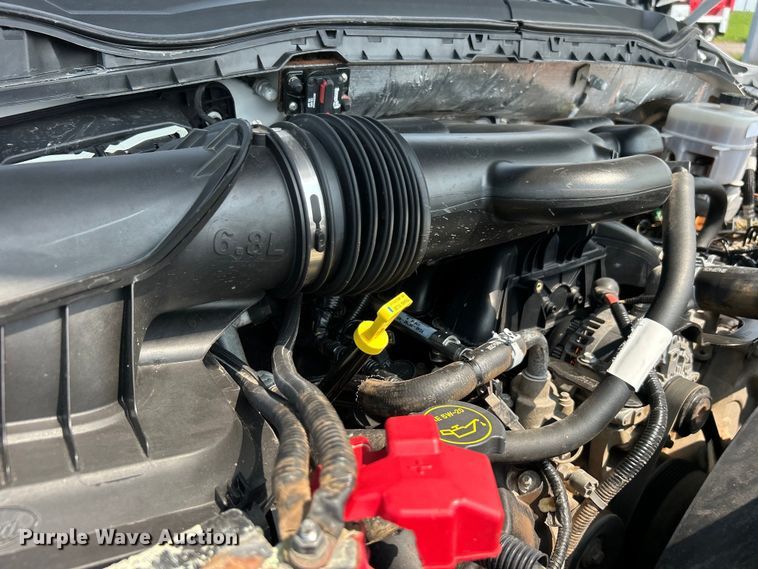 image for item EG0883 2017 Ford F450 Super Duty SuperCab utility / service truck