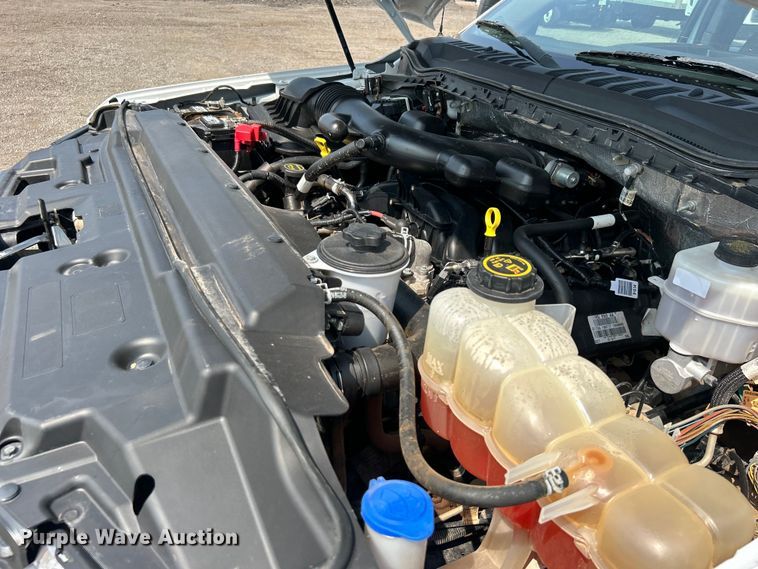 image for item EG0883 2017 Ford F450 Super Duty SuperCab utility / service truck