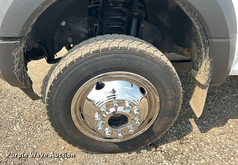 image for item EG0883 2017 Ford F450 Super Duty SuperCab utility / service truck