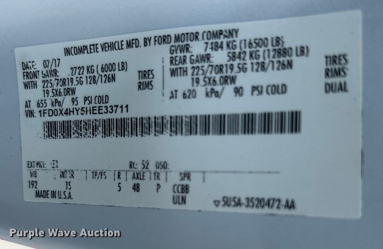 image for item EG0883 2017 Ford F450 Super Duty SuperCab utility / service truck