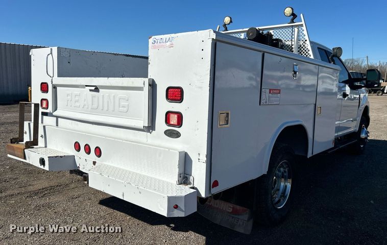 image for item EG1232 2017 Ford F350 Super Duty SuperCab utility bed pickup truck