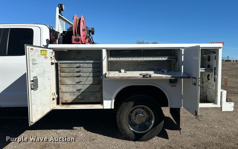 image for item EG1232 2017 Ford F350 Super Duty SuperCab utility bed pickup truck