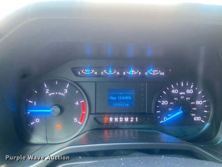 image for item EG1232 2017 Ford F350 Super Duty SuperCab utility bed pickup truck