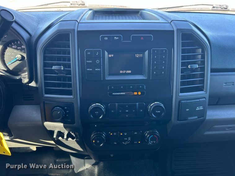 image for item EG1232 2017 Ford F350 Super Duty SuperCab utility bed pickup truck