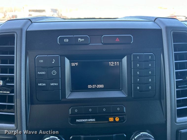 image for item EG1232 2017 Ford F350 Super Duty SuperCab utility bed pickup truck