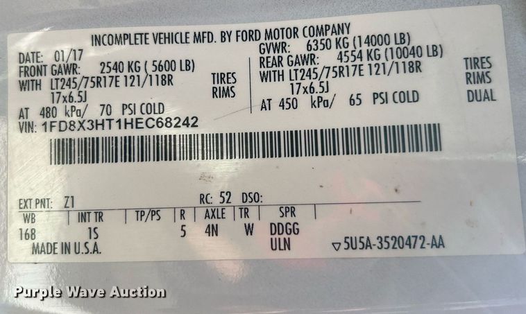 image for item EG1232 2017 Ford F350 Super Duty SuperCab utility bed pickup truck