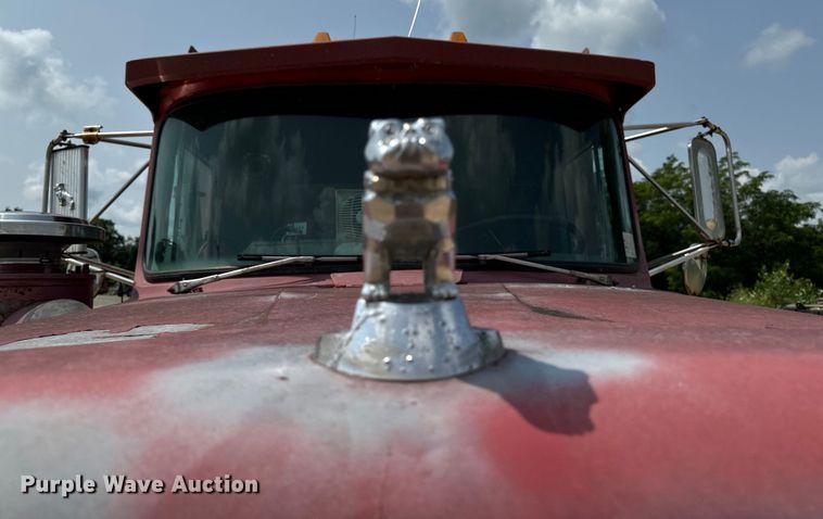 image for item EH4341 1987 Mack RS686LS dump truck