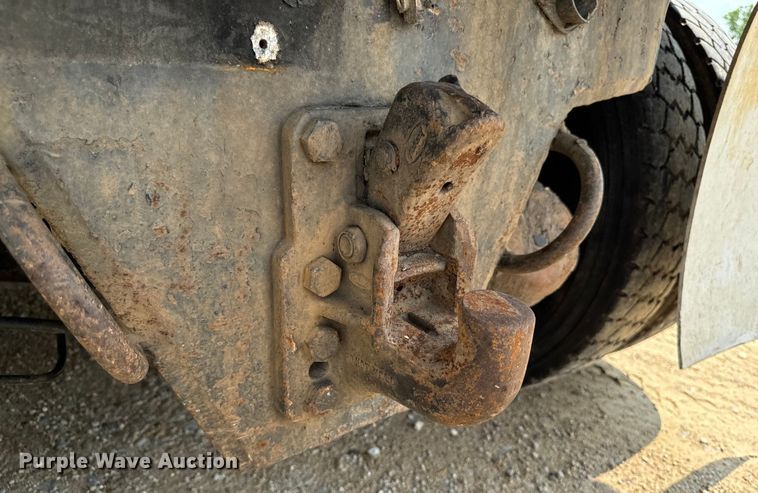 image for item EH4341 1987 Mack RS686LS dump truck