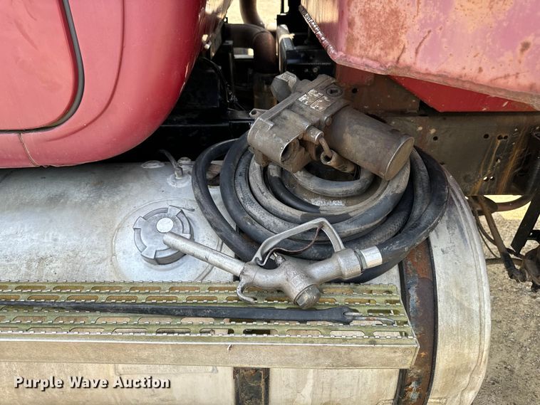 image for item EH4341 1987 Mack RS686LS dump truck