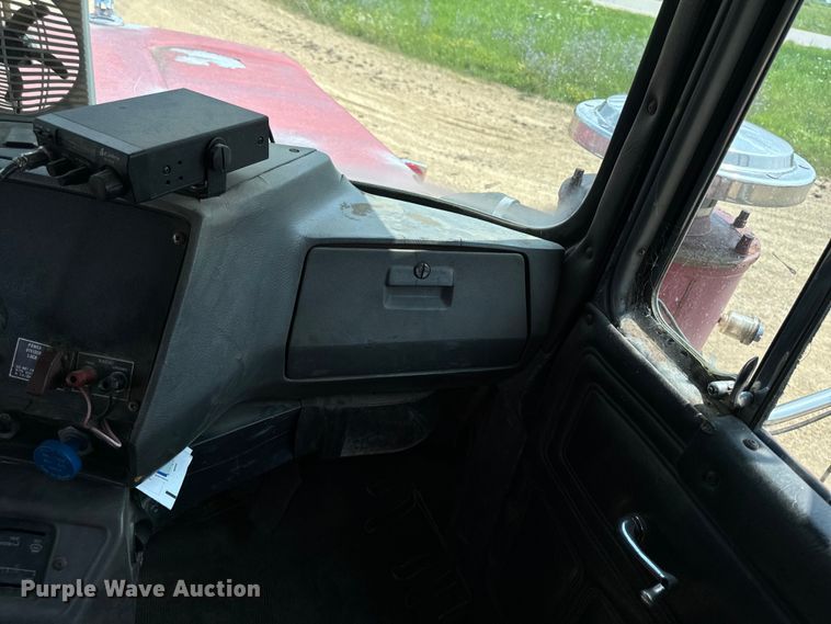 image for item EH4341 1987 Mack RS686LS dump truck