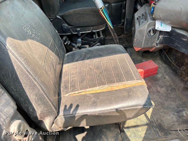 image for item EH4341 1987 Mack RS686LS dump truck