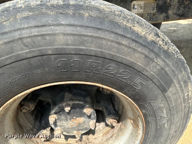 image for item EH4341 1987 Mack RS686LS dump truck