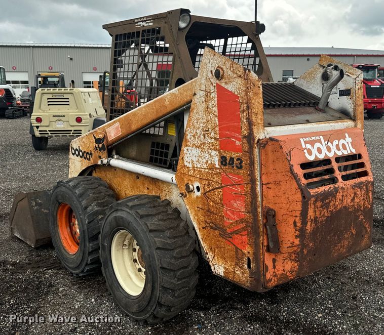 image for item EH4342 1987 Bobcat  843 skid steer loader