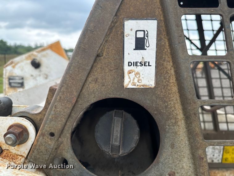 image for item EH4342 1987 Bobcat  843 skid steer loader