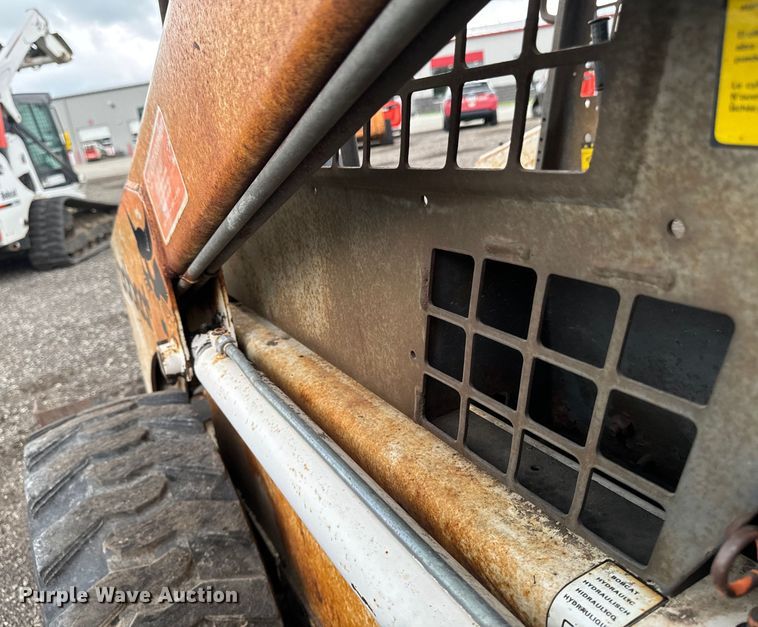 image for item EH4342 1987 Bobcat  843 skid steer loader