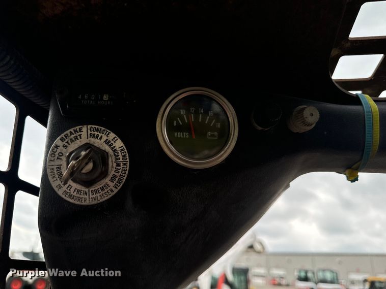 image for item EH4342 1987 Bobcat  843 skid steer loader