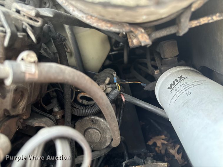 image for item EH4342 1987 Bobcat  843 skid steer loader